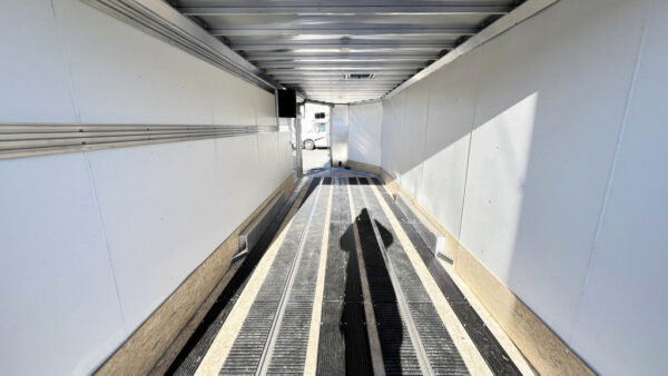 2024 Sno Pro 7.5x22 Aluminum 4 Place Trailer - Image 12