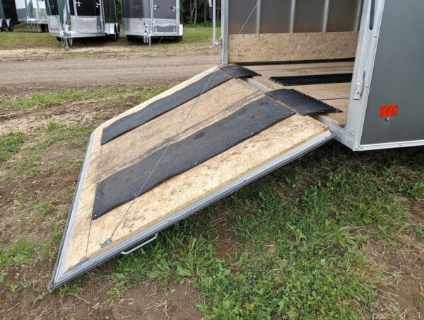 2022 Sno Pro Trailers 101x12 Aluminum Hybrid 2.0 w/Tapered Ramp - Image 12