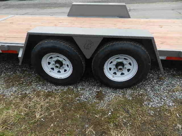 BWise 7 x 22 Low Profile Split Tilt Equipment Trailer - Image 5