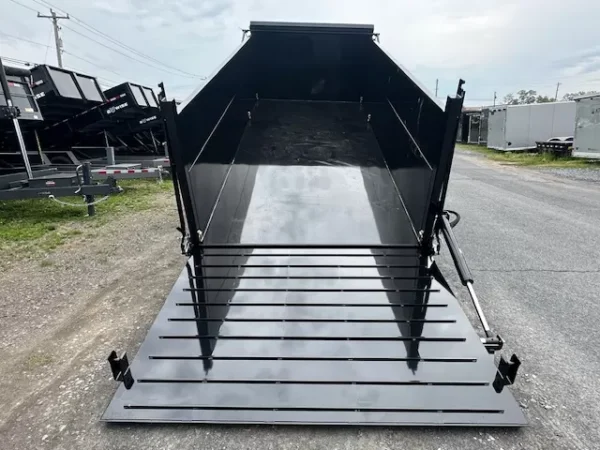 BWise 7 x 16 Gooseneck Tri Axle Dump Trailer - Image 10