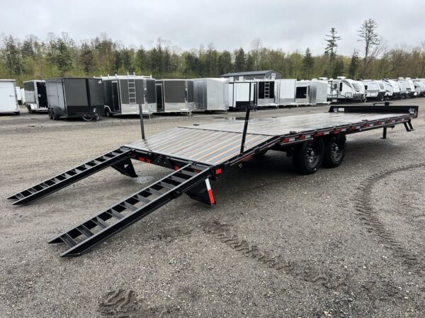 2024 Diamond C Deckover Equipment Trailer