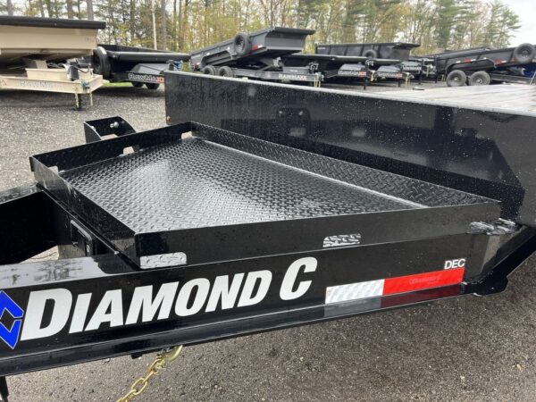 2024 Diamond C Deckover Equipment Trailer - Image 11