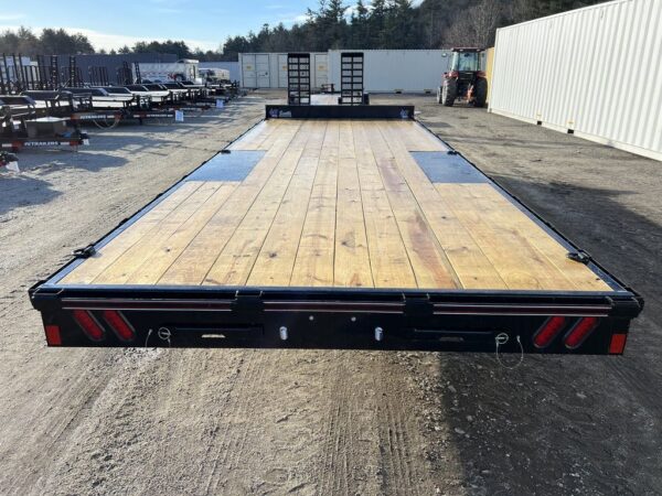2024 Diamond C 8.5x22 7K Deckover Trailer w/Slide In Ramps - Image 5