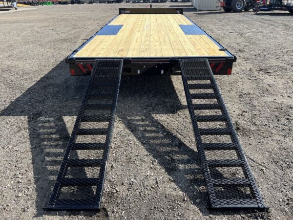 2024 Diamond C 8.5x20 7K Deckover Trailer w/Slide In Ramps - Image 11